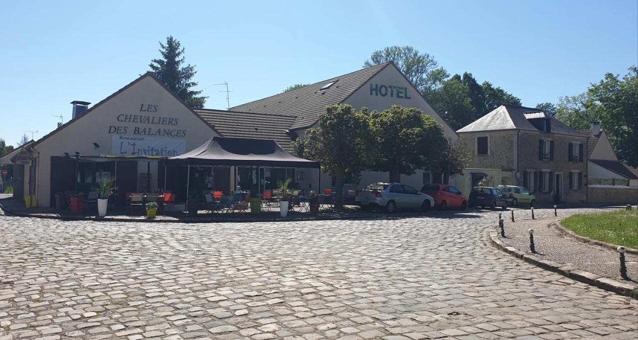 Les Chevaliers Des Balances Hotel Saint-Aubin  Eksteriør billede